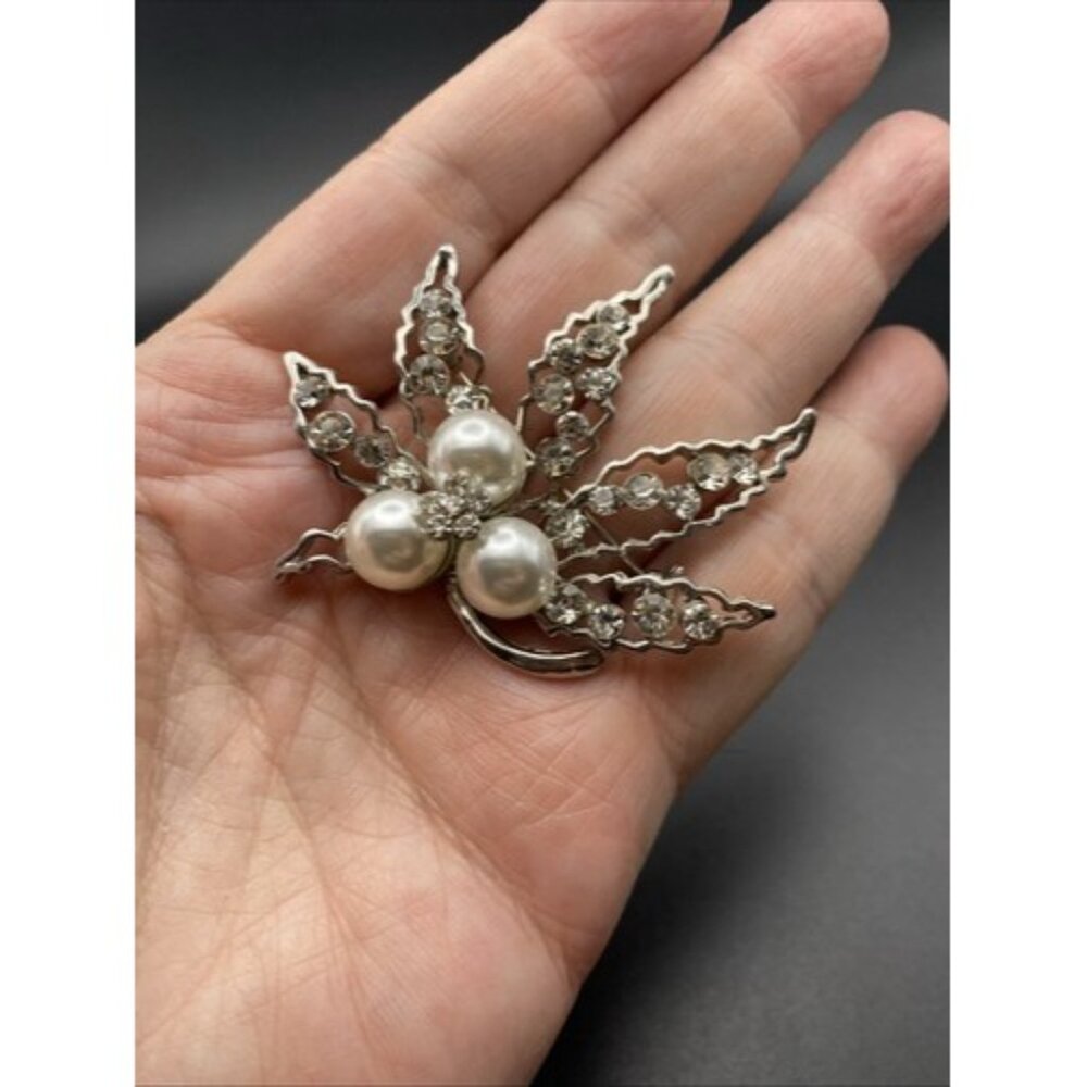 Crystal Bridal Brooch Pin Faux Pearl Silver Tone Filigree Leaves Prom Pageant 2" - Picture 7 of 9